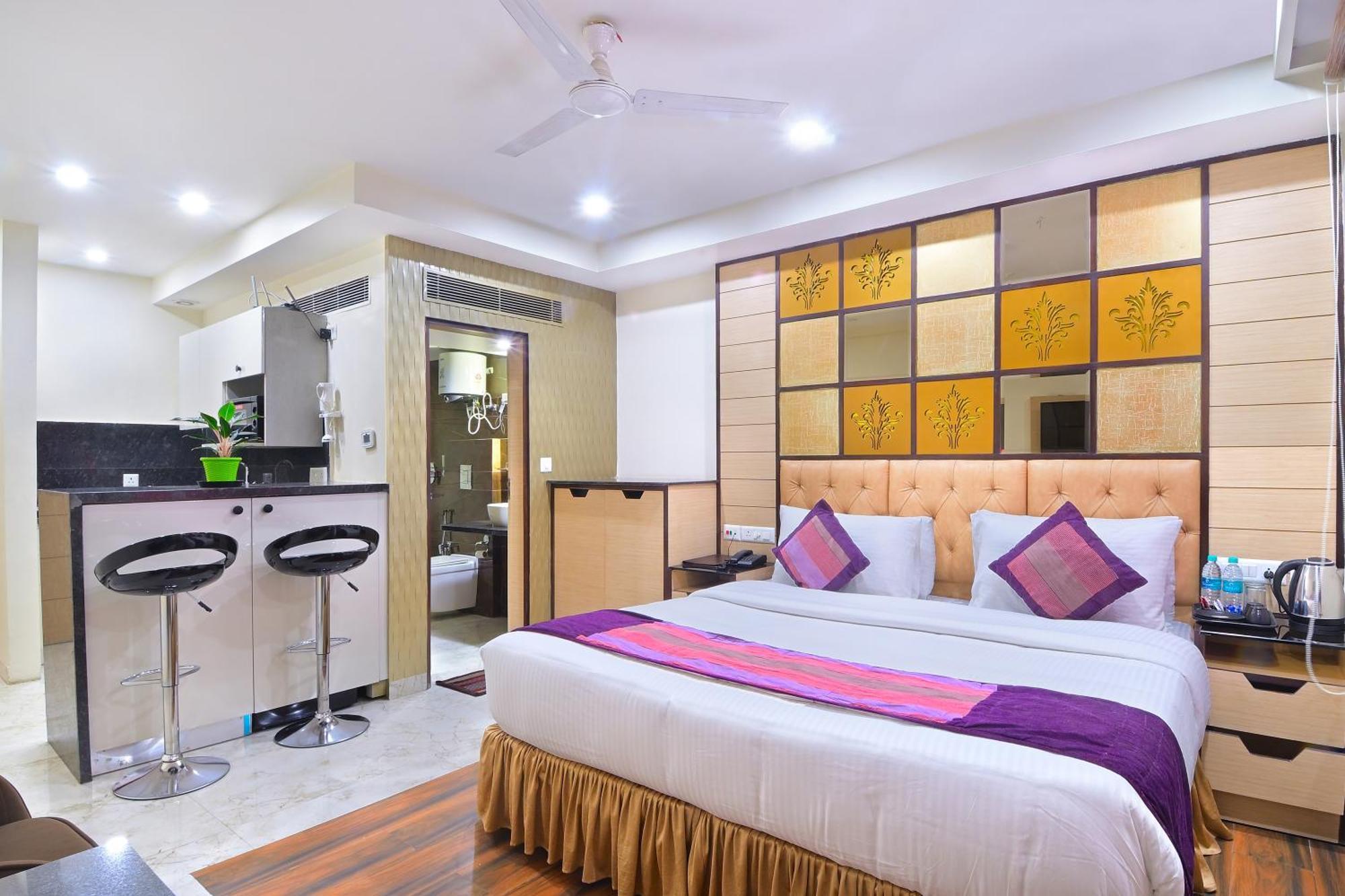 Hari Homes - Just A Min Walk From Railway Station